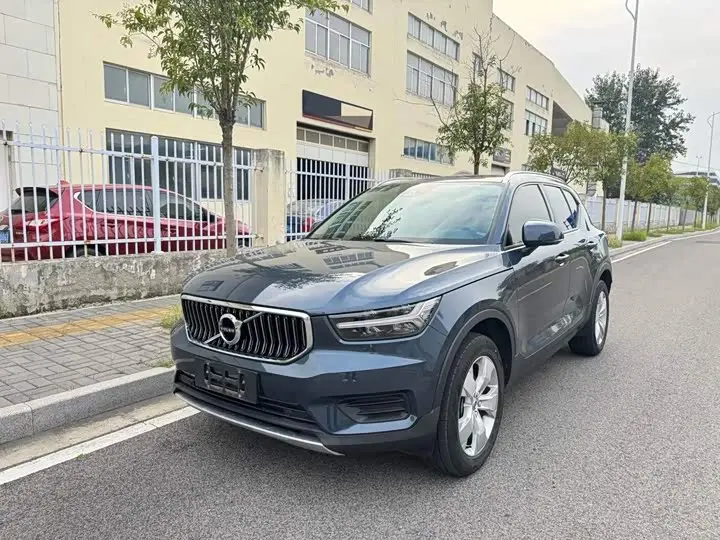 Volvo XC40 2022, арт. CN-3622798 — фото 1