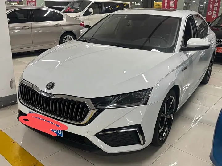 Skoda Octavia Pro 2023, фото из объявления