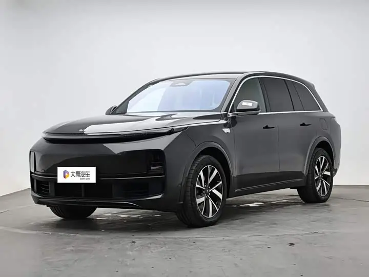 LiXiang L8 2023, фото из объявления