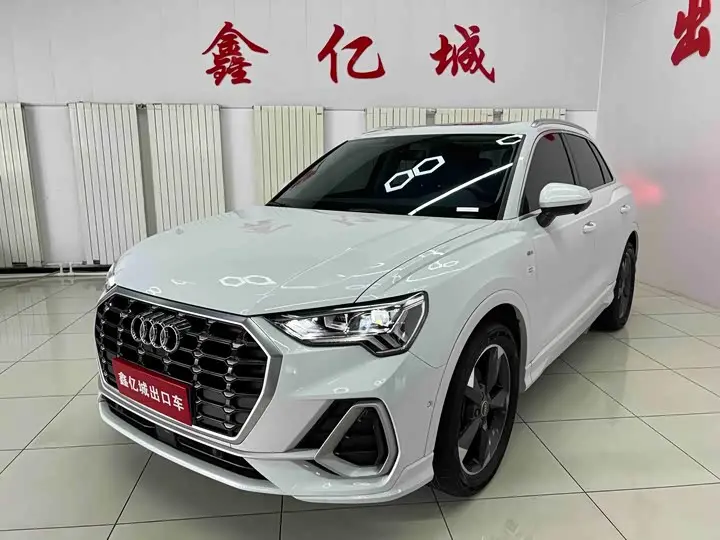 Audi Q3 2022, арт. CN-3622915 — фото 1