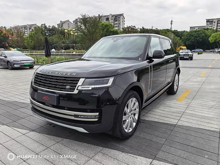 Land Rover Range Rover 2024, арт. CN-3623004 — фото 1