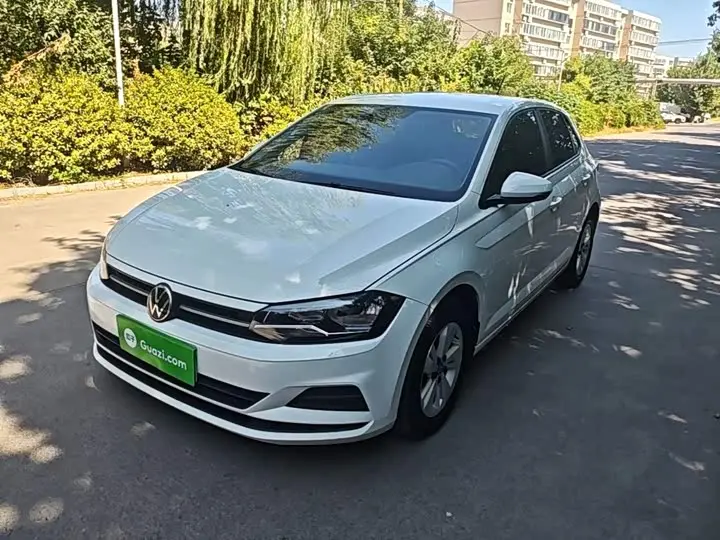 Volkswagen Polo 2023, фото из объявления