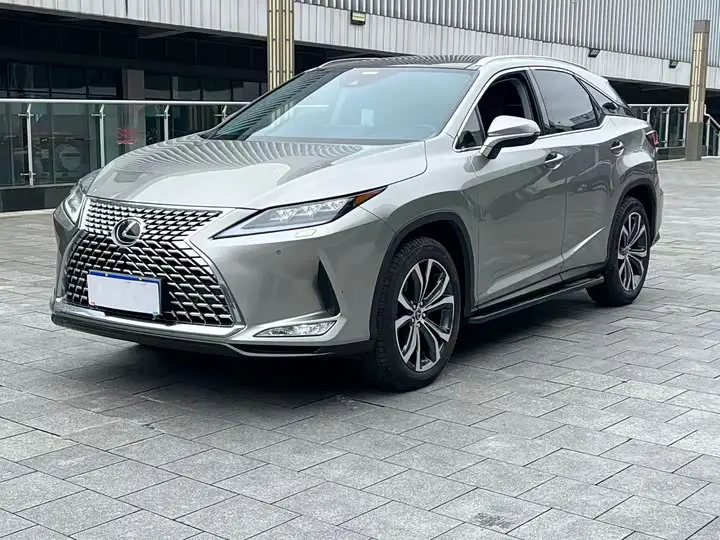 Lexus RX 2021, фото из объявления
