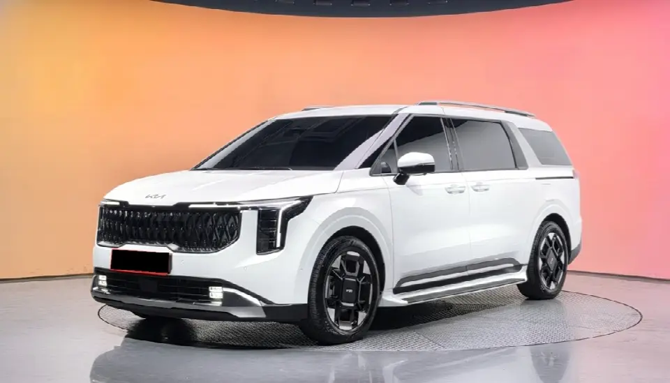 Kia Carnival 2023, арт. KR-3634642 — фото 1