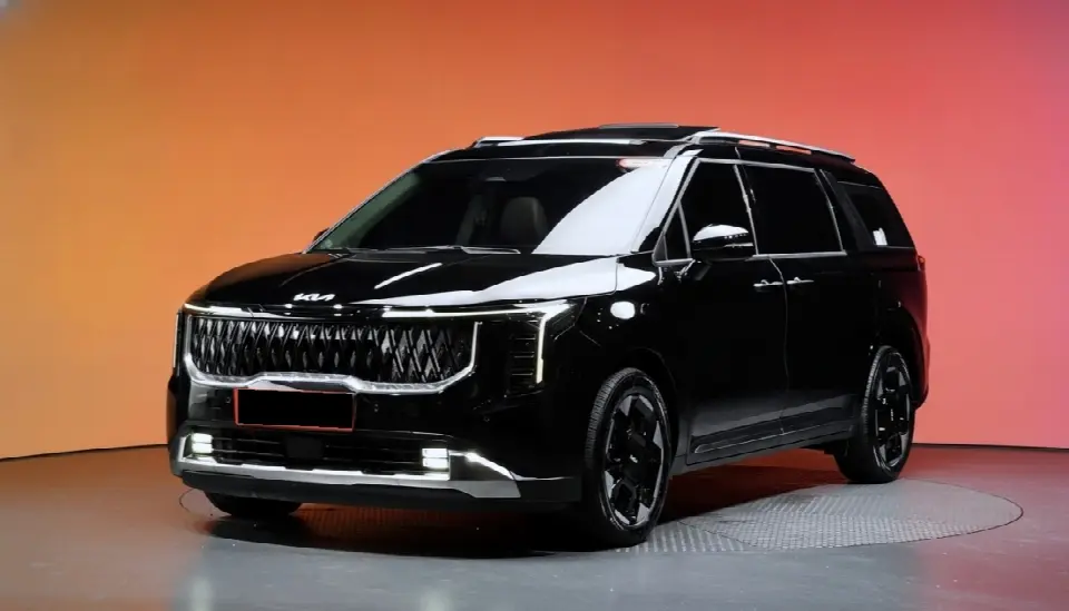 Kia Carnival 2023, арт. KR-3639257 — фото 1