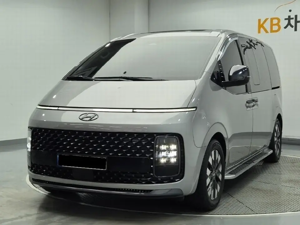 Hyundai Staria 2021, арт. KR-3639927 — фото 1