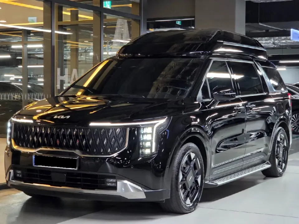 Kia Carnival 2023, арт. KR-3640686 — фото 1