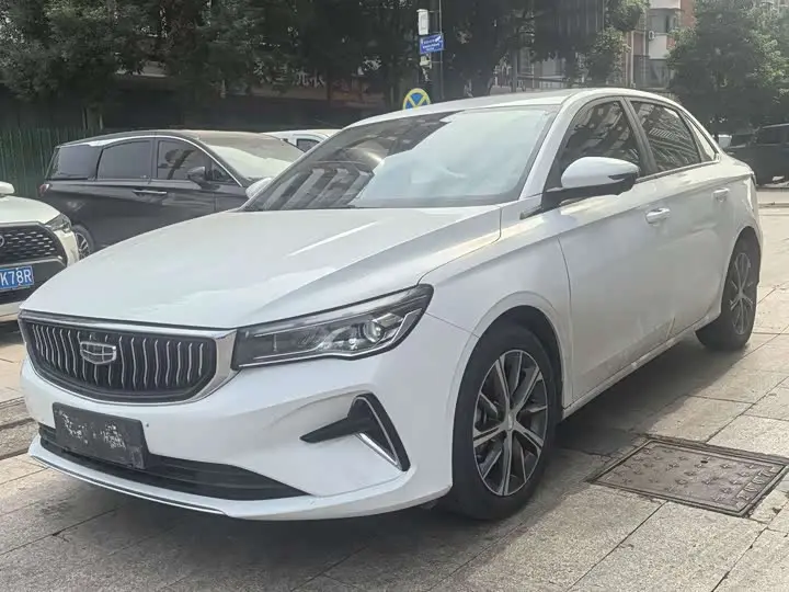 Geely Emgrand 2023, арт. CN-3641697 — фото 1