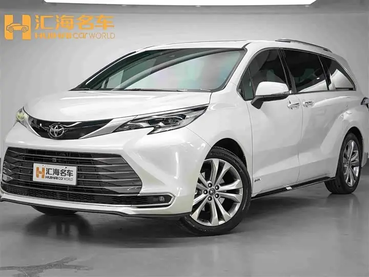 Toyota Sienna 2024, арт. CN-3641877 — фото 1