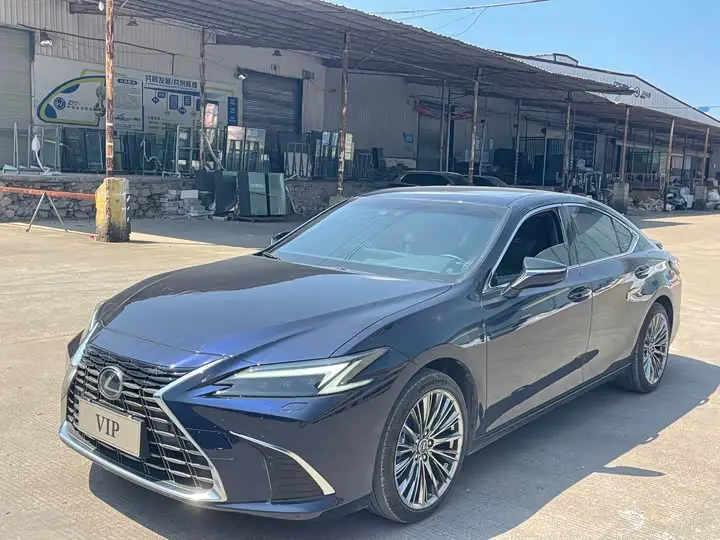 Lexus ES 2025, арт. CN-3642132 — фото 1