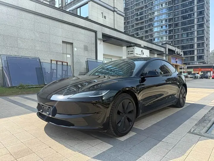 Tesla Model 3 2023, арт. CN-3642303 — фото 1