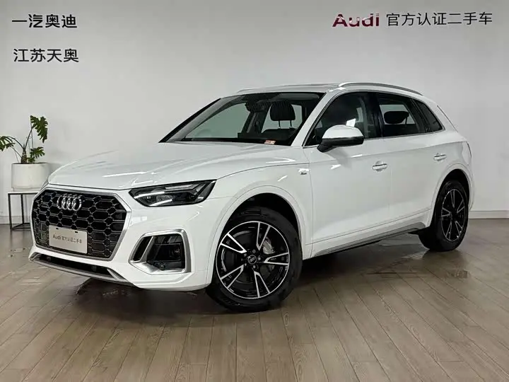 Audi Q5L 2024, арт. CN-3642355 — фото 1