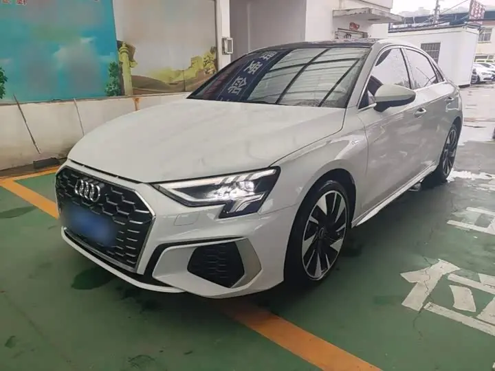 Audi A3 2023, арт. CN-3642428 — фото 1