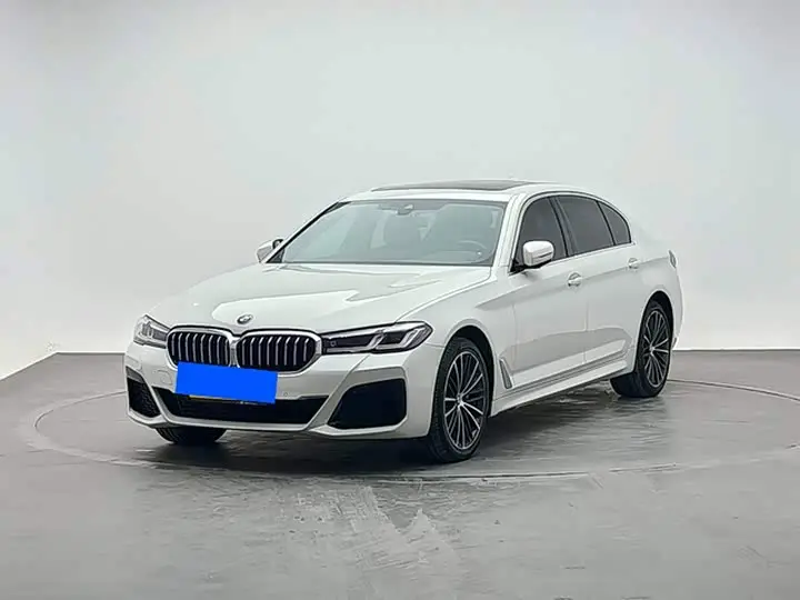 BMW 5 Series 2022, арт. CN-3642508 — фото 1