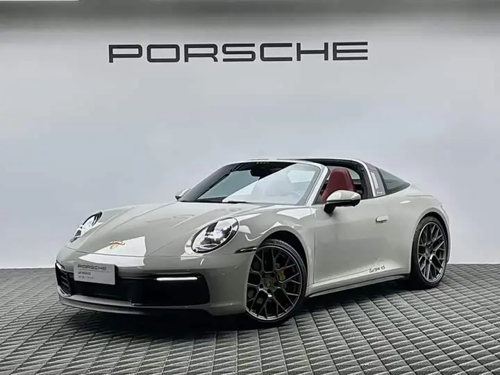 Porsche 911 2023, арт. CN-3642935 — фото 1