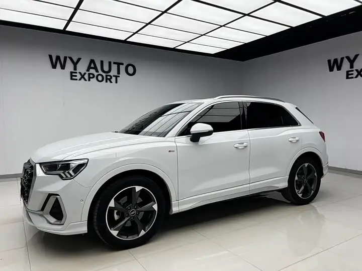 Audi Q3 2022, арт. CN-3643128 — фото 1