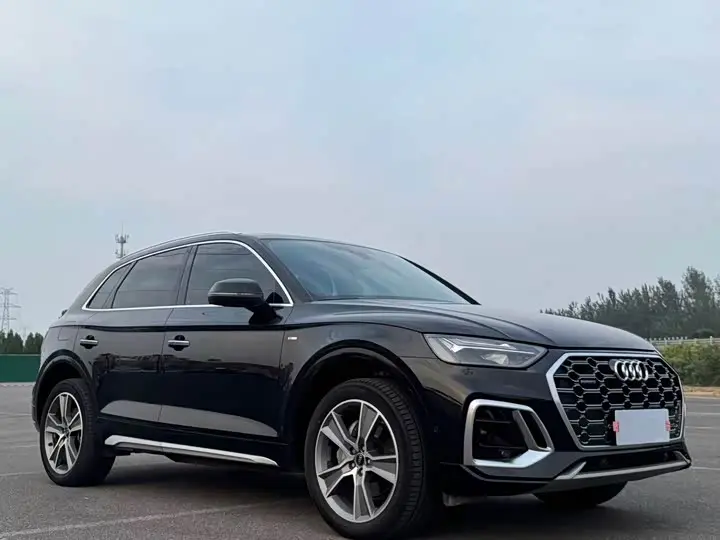 Audi Q5L 2022, арт. CN-3644177 — фото 1
