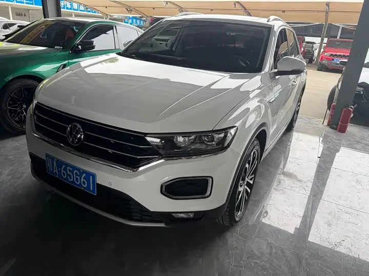 Volkswagen T-Roc 2022, арт. CN-3644420 — фото 1