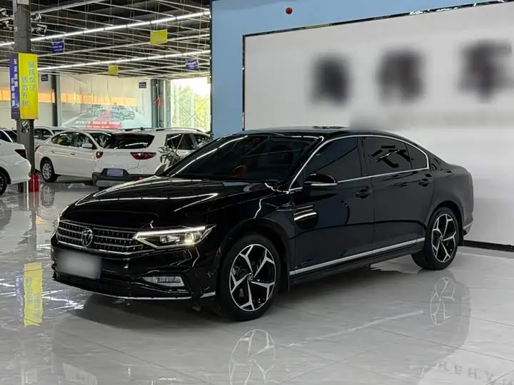 Volkswagen Magotan 2023, арт. CN-3644514 — фото 1