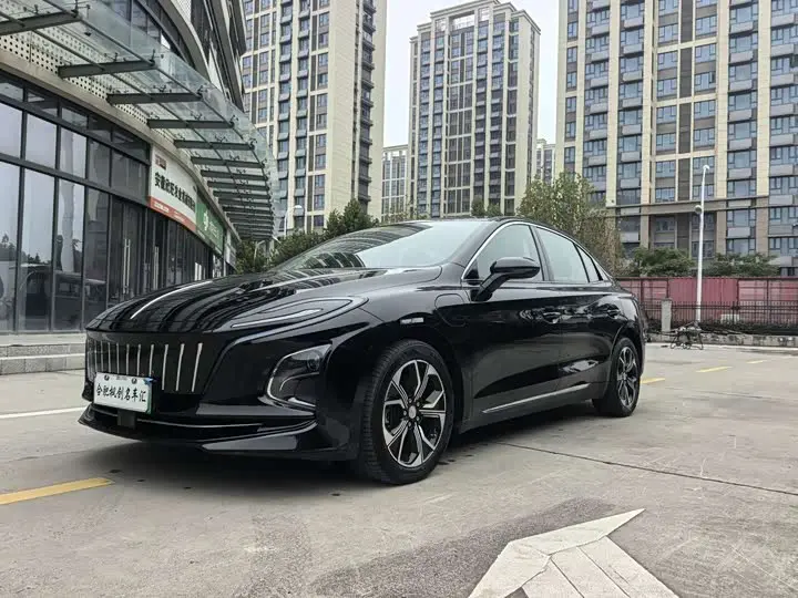 Hongqi E-QM5 2024, арт. CN-3644532 — фото 1