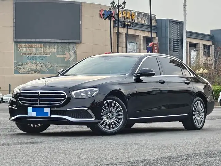 Mercedes-Benz E-Class 2023, арт. CN-3644595 — фото 1