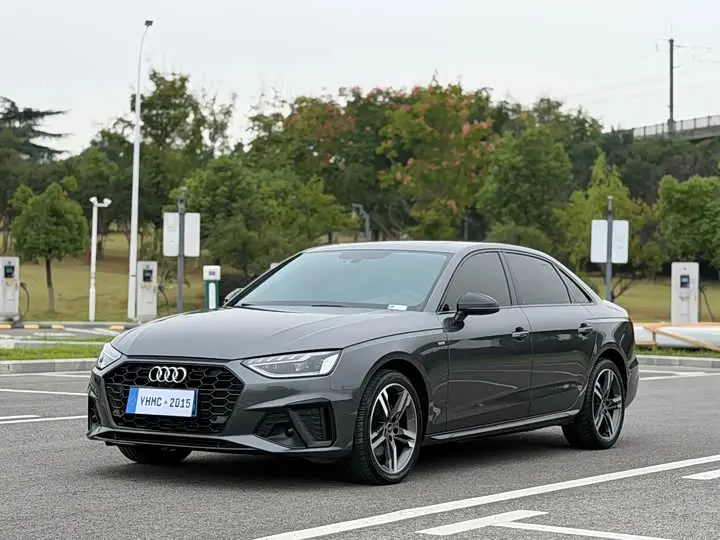 Audi A4L 2022, арт. CN-3644779 — фото 1