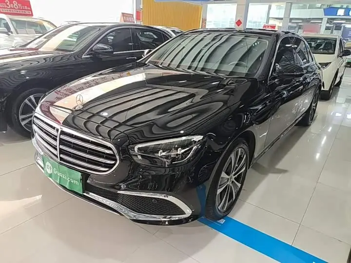 Mercedes-Benz E-Class Hybrid 2023, арт. CN-3645132 — фото 1