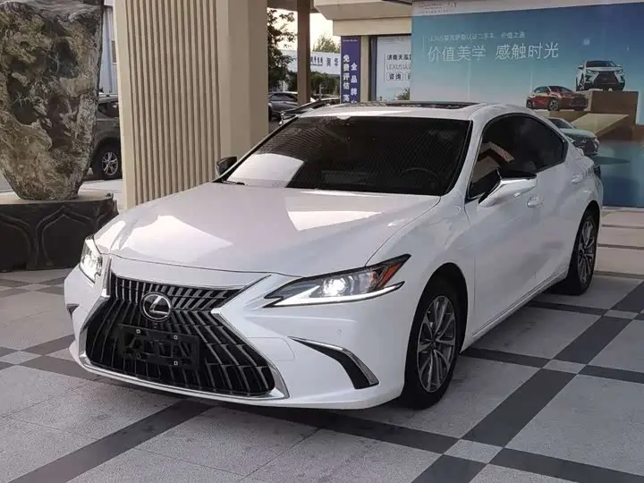Lexus ES 2022, арт. CN-3645859 — фото 1