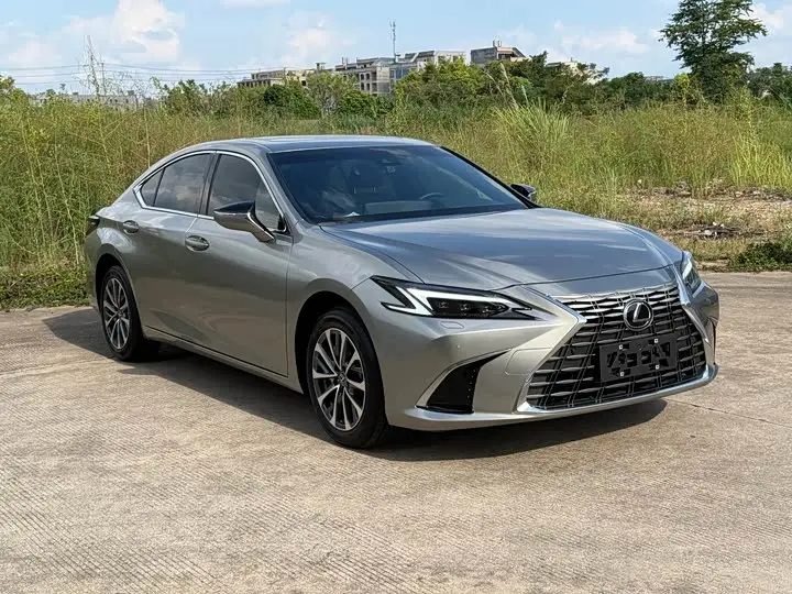 Lexus ES 2025, арт. CN-3645928 — фото 1