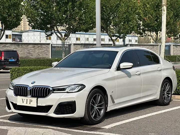 BMW 5 Series 2022, арт. CN-3646972 — фото 1