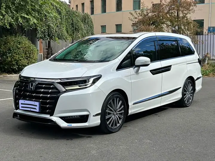 Honda Elysion 2022, арт. CN-3647333 — фото 1