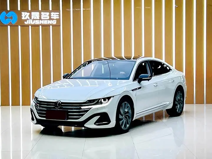 Volkswagen CC 2023, арт. CN-3648199 — фото 1