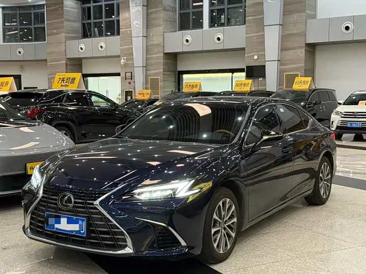 Lexus ES 2025, арт. CN-3648410 — фото 1
