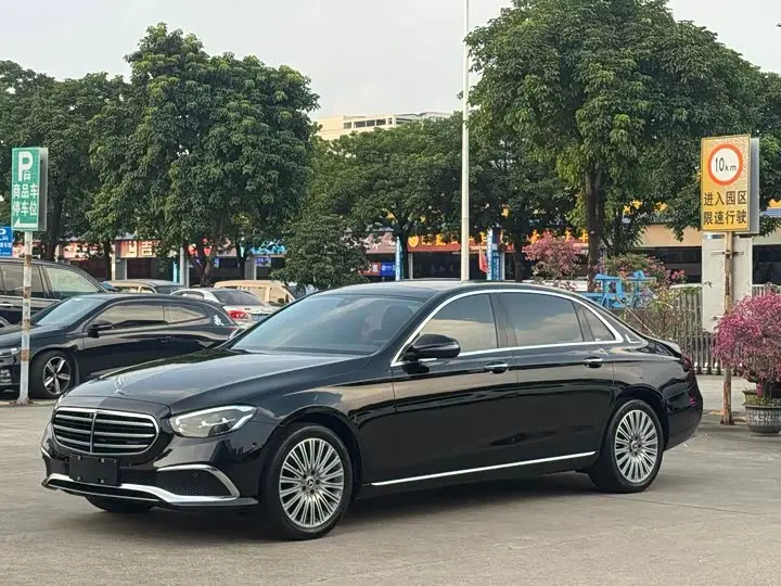 Mercedes-Benz E-Class 2023, арт. CN-3648457 — фото 1
