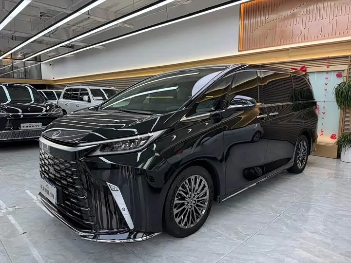 Lexus LM 2025, арт. CN-3649421 — фото 1