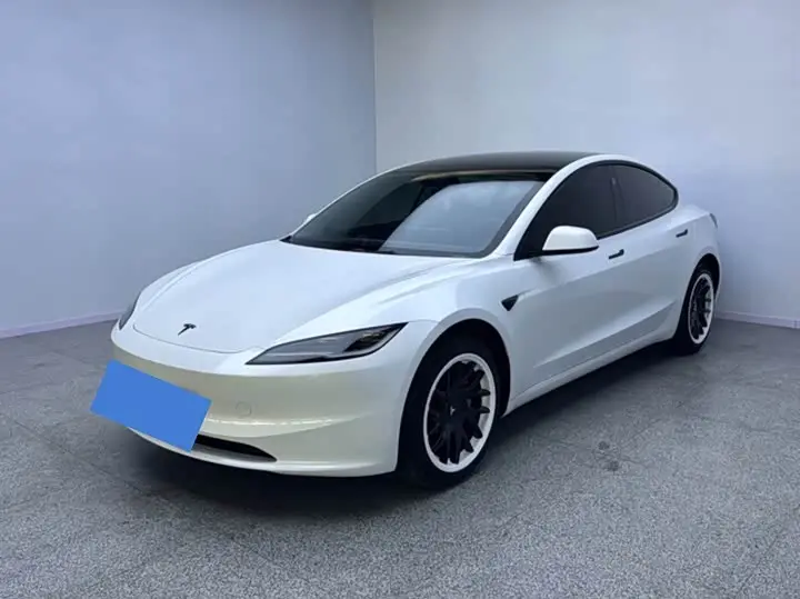 Tesla Model 3 2023, арт. CN-3649849 — фото 1