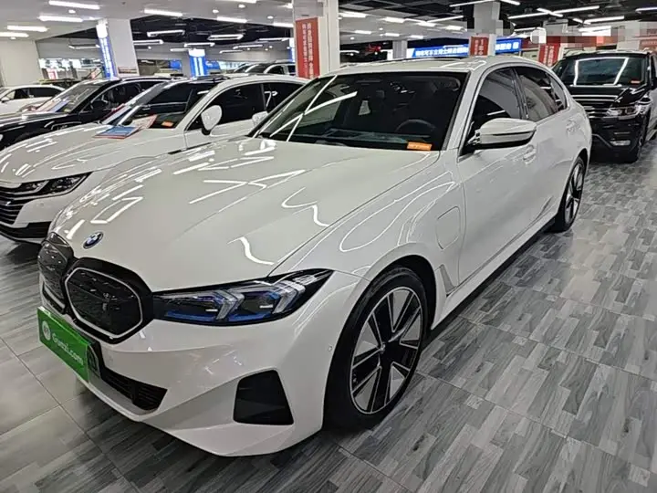 BMW i3 2022, арт. CN-3649857 — фото 1