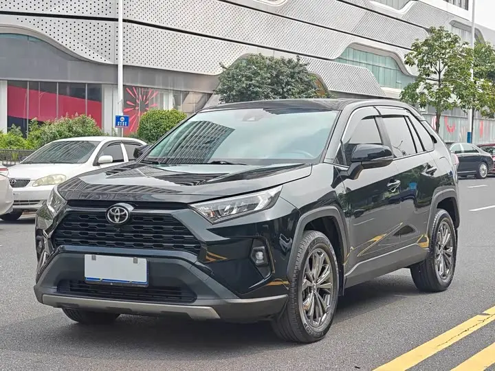 Toyota RAV4 2023, арт. CN-3651015 — фото 1