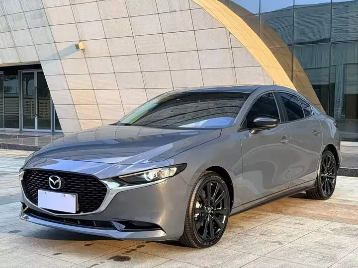 Mazda 3 (Axela) 2023, арт. CN-3652252 — фото 1