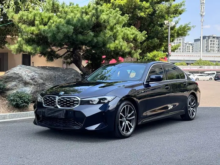 BMW 3 Series 2023, арт. CN-3652274 — фото 1