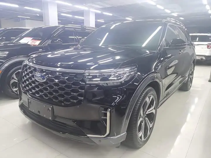 Ford Explorer 2023, арт. CN-3652276 — фото 1