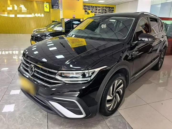 Volkswagen Tiguan L Pro 2022, арт. CN-3652713 — фото 1