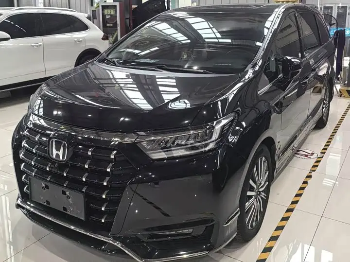 Honda Elysion 2022, арт. CN-3653046 — фото 1