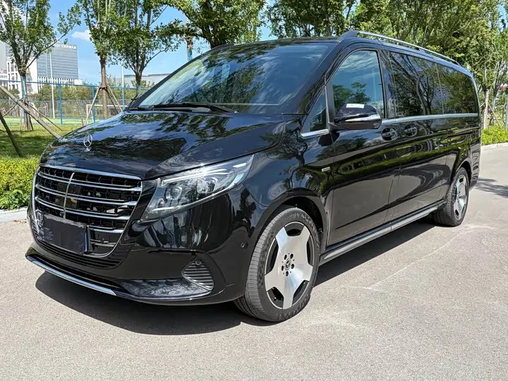 Mercedes-Benz V-Class 2024, арт. CN-3653409 — фото 1