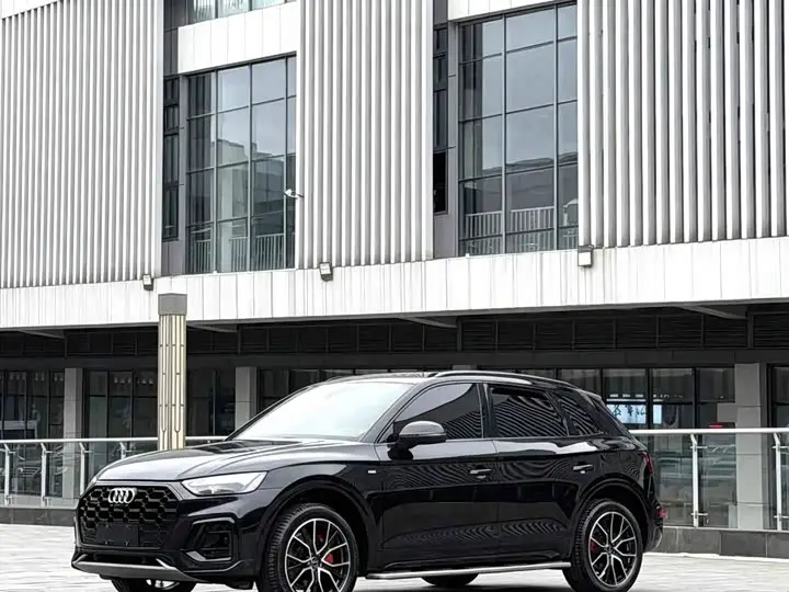 Audi Q5L 2024, арт. CN-3654065 — фото 1
