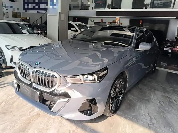 BMW 5 Series 2024, арт. CN-3655154 — фото 1