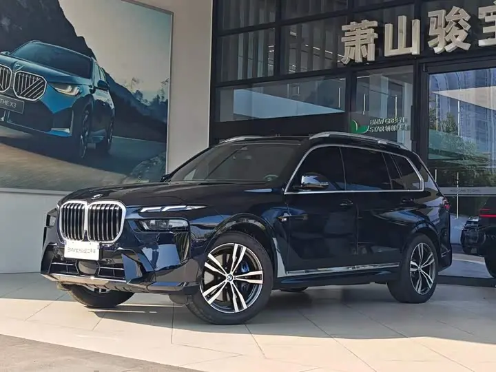 BMW X7 2023, арт. CN-3655239 — фото 1