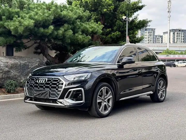 Audi Q5L 2023, арт. CN-3655249 — фото 1