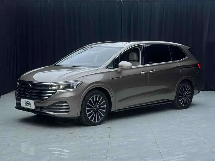 Volkswagen Viloran 2020, арт. CN-3656552 — фото 1