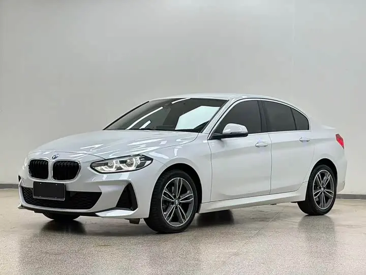 BMW 1 Series 2022, арт. CN-3657372 — фото 1